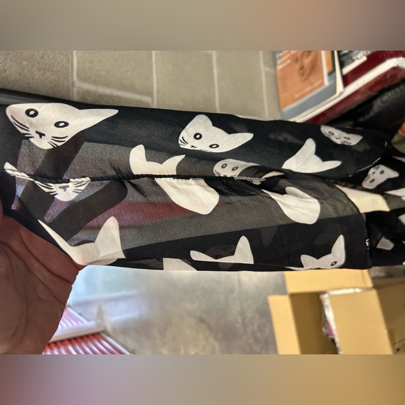 Cat scarf white black spooky Halloween cats kitty office work pets goth rescue - Picture 4 of 6